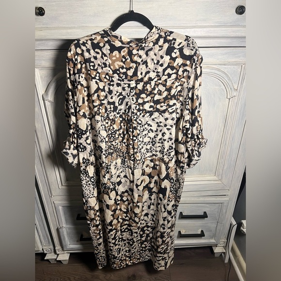 Les Copains Animal Print Drawstring Cargo Pocket Silk Button Down Shirt Dress - Picture 8 of 11